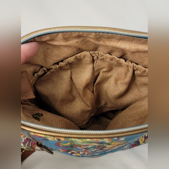 Sakroots Artist Circle Flat Teal Treehouse Crossbody Bag - Picture 8 of 13